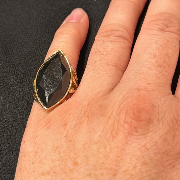 Black and Gold Ring Size 5 - Picture 2 of 3